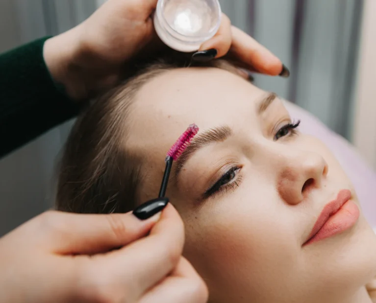 girl-makes-eyebrow-styling-in-a-beauty-salon-the-2025-03-09-13-20-45-utc